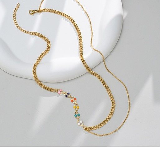 Modische Halskette in Herzform aus Edelstahl mit Perlen und Perlenbeschichtung, 1 Stück