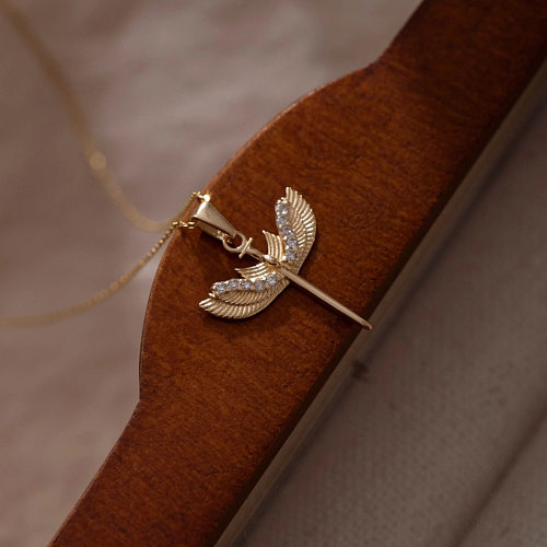 Colar romântico com pingente de zircão em aço inoxidável com asas de anjo a granel