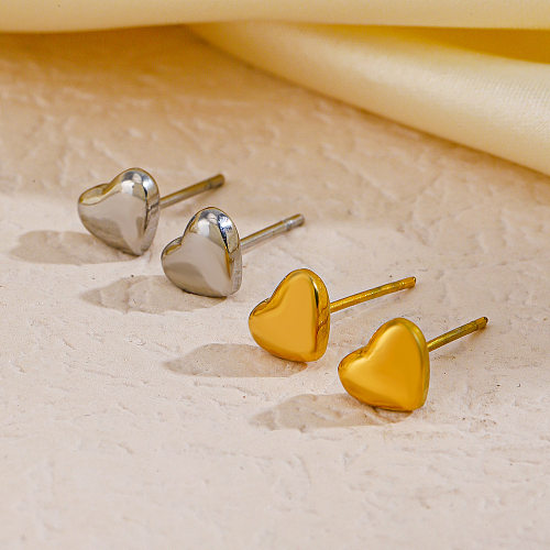1 Pair Casual Simple Style Heart Shape Plating Stainless Steel 18K Gold Plated Ear Studs