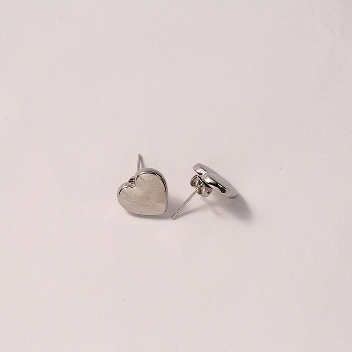 1 paire de clous d'oreilles en acier inoxydable plaqué or 18 carats, Style Vintage, Style Simple, en forme de cœur
