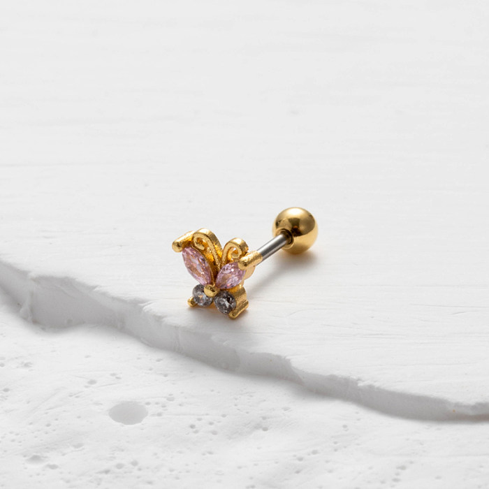 1 pieza Estilo vintage Estilo simple Estilo coreano Forma de corazón Incrustaciones de mariposa Acero inoxidable Circón Pendientes chapados en oro de 18 quilates