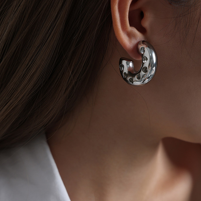 1 paire de boucles d'oreilles plaquées or 18 carats en acier inoxydable ajouré en forme de C de Style français pour dame