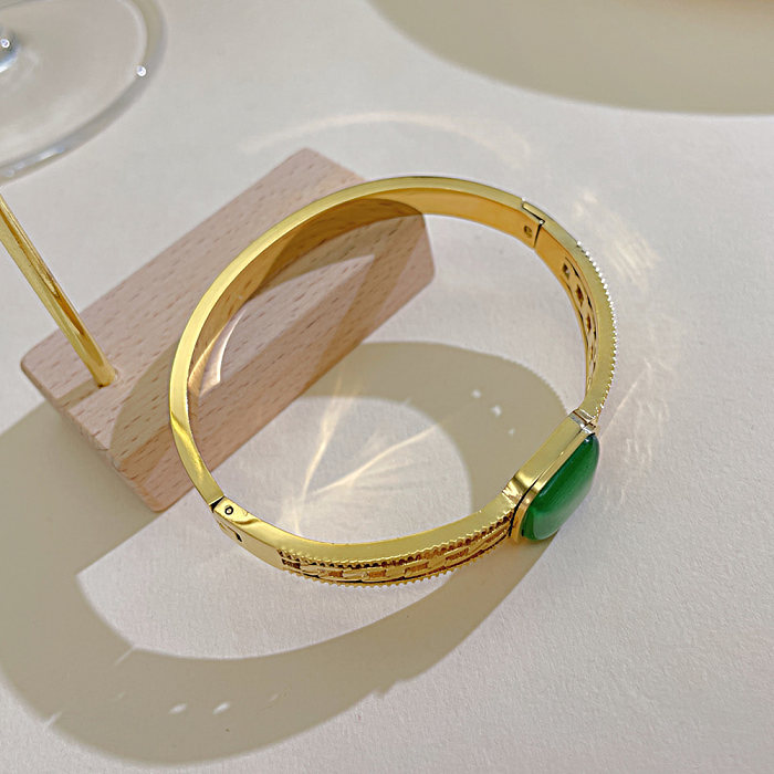 Bracelet en opale ajouré en acier titane carré de style simple de style vintage