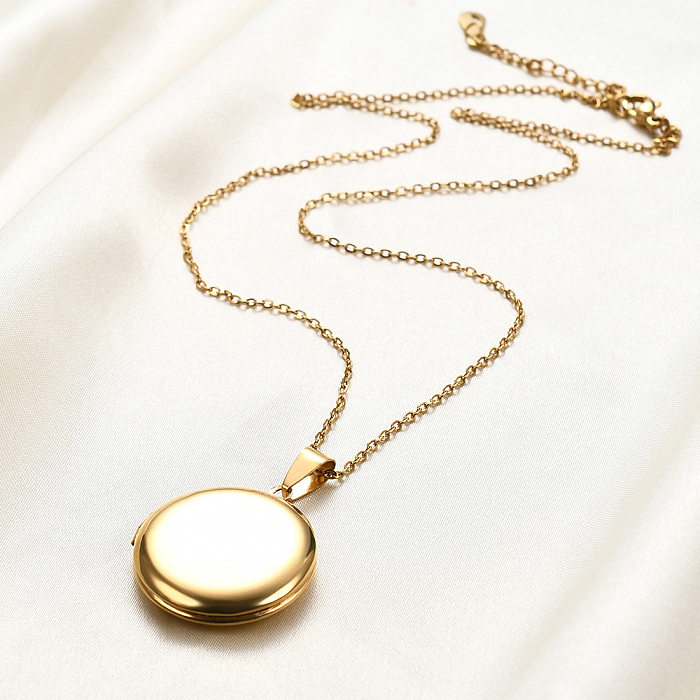 Simple Style Solid Color Stainless Steel Polishing Pendant Necklace