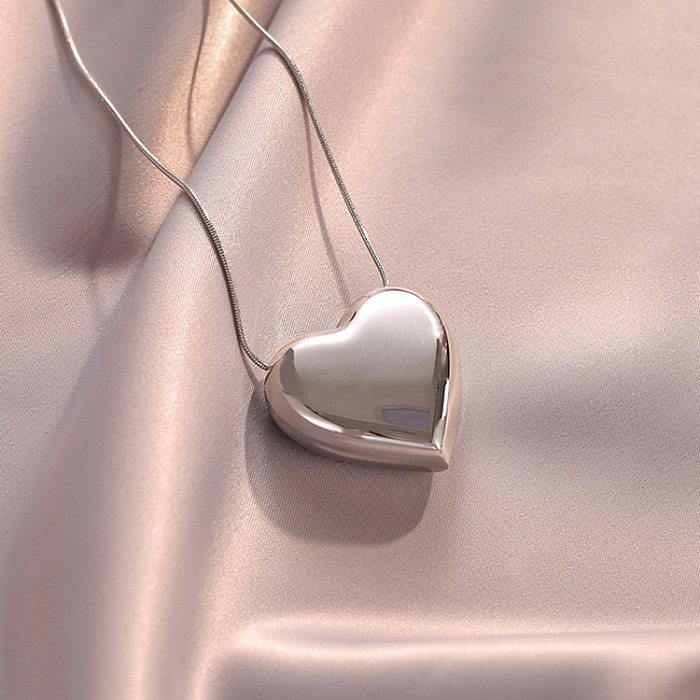Collier de Placage en Acier Inoxydable en Forme de Coeur à la Mode 1 Pièce