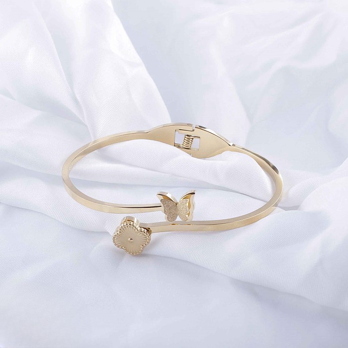 Casual Classic Style Four Leaf Clover Stainless Steel Plating Inlay Rhinestones Rose Gold Plated Gold Plated Silver Plated Bangle
