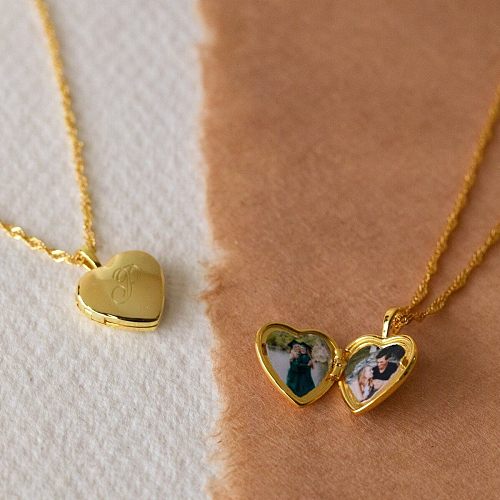 Casual Vintage Style Classic Style Heart Shape Stainless Steel  Plating 18K Gold Plated Pendant Necklace