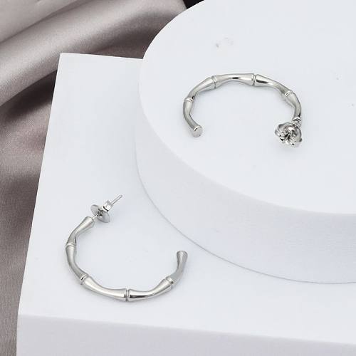 1 Pair Casual Modern Style Classic Style C Shape Round Stainless Steel  Earrings