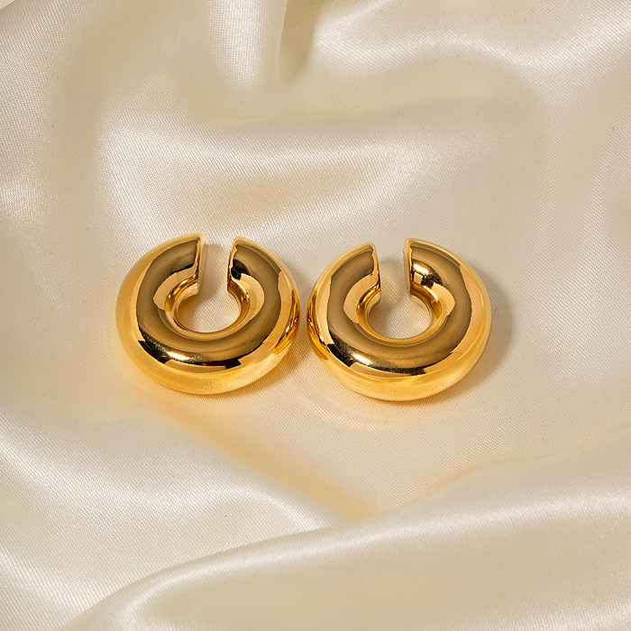 1 par de clipes de orelha banhados a ouro 18K estilo simples em forma de C de aço inoxidável