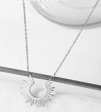 European And American Simple Sun Stainless Steel Short Necklace