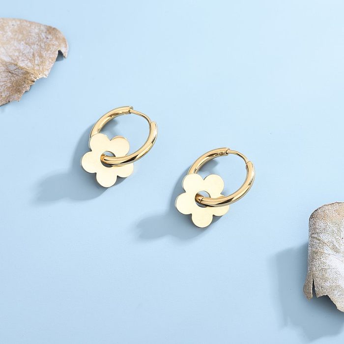 1 par casual elegante estilo simples flor polimento chapeamento brincos banhados a ouro 18K de aço inoxidável