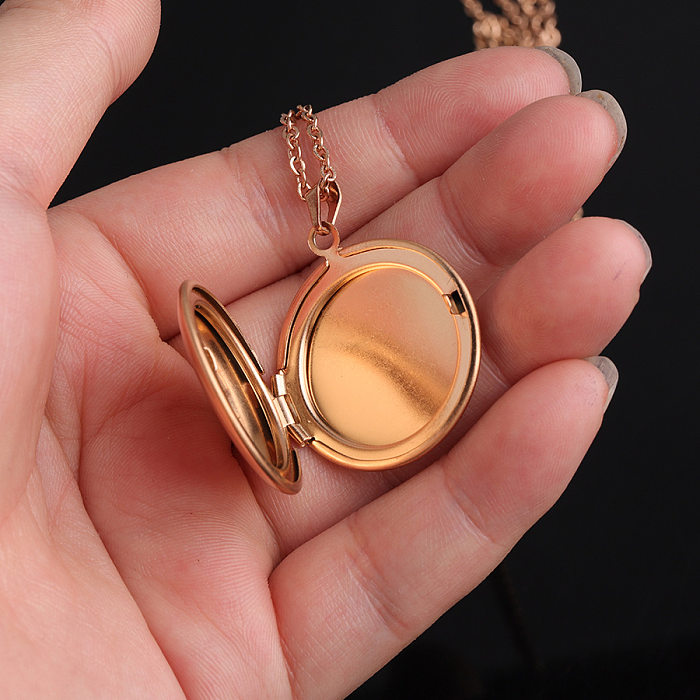 Simple Style Solid Color Stainless Steel  Plating Gold Plated Pendant Necklace