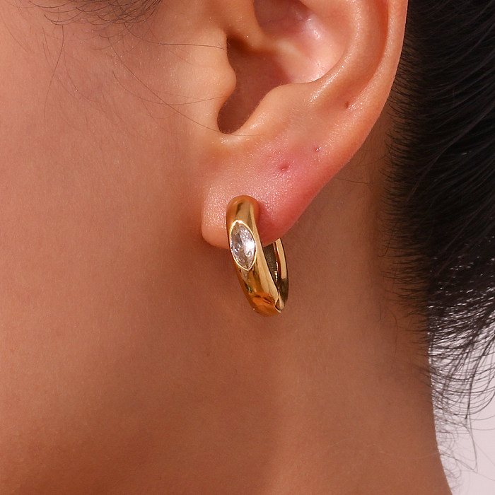 1 paire de boucles d'oreilles plaquées or 18 carats, Style Simple, incrustation de couleur unie, en acier inoxydable et Zircon