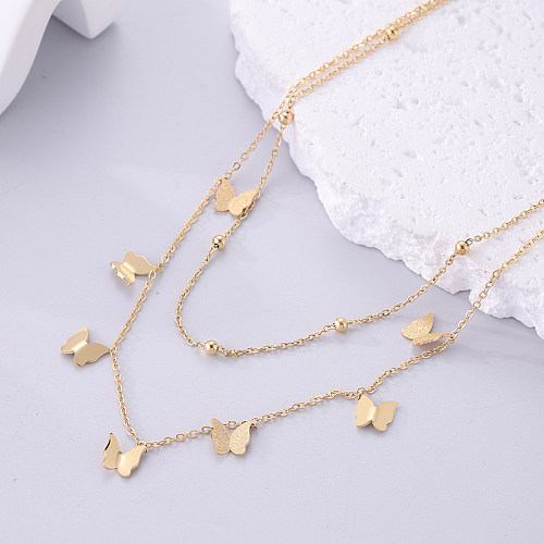 Collares acodados chapados en oro de 18 quilates con revestimiento de acero inoxidable y mariposa informal de Streetwear