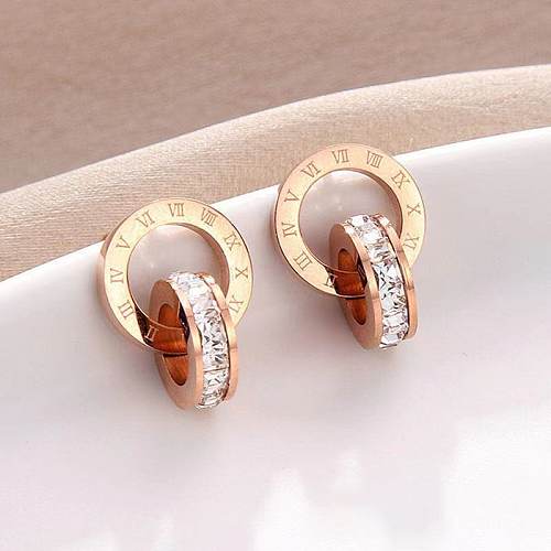 1 paire de clous d'oreilles plaqués or 18 carats, chiffres élégants, incrustation de diamant en acier inoxydable