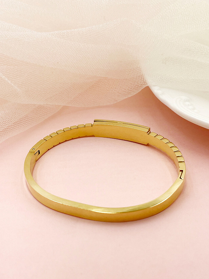 Bracelet plaqué or en acier inoxydable avec œil de style ethnique
