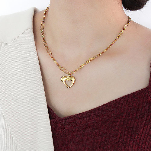 Retro Heart Shape Stainless Steel  Pendant Necklace