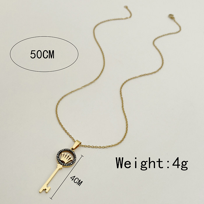 Einfache Halskette mit Kronenschlüssel-Anhänger, Edelstahl-Beschichtung, Diamant-Intarsien und vergoldetem Anhänger