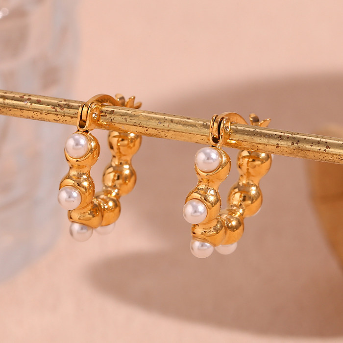 1 paire de boucles d'oreilles créoles plaquées or 18 carats, Style Simple, classique, incrustation de placage irrégulier, perles artificielles en acier inoxydable