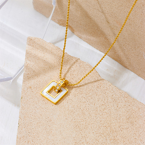 Collier élégant avec pendentif en forme de coquille de diamant artificiel, carré en acier inoxydable, incrustation de placage en acier inoxydable