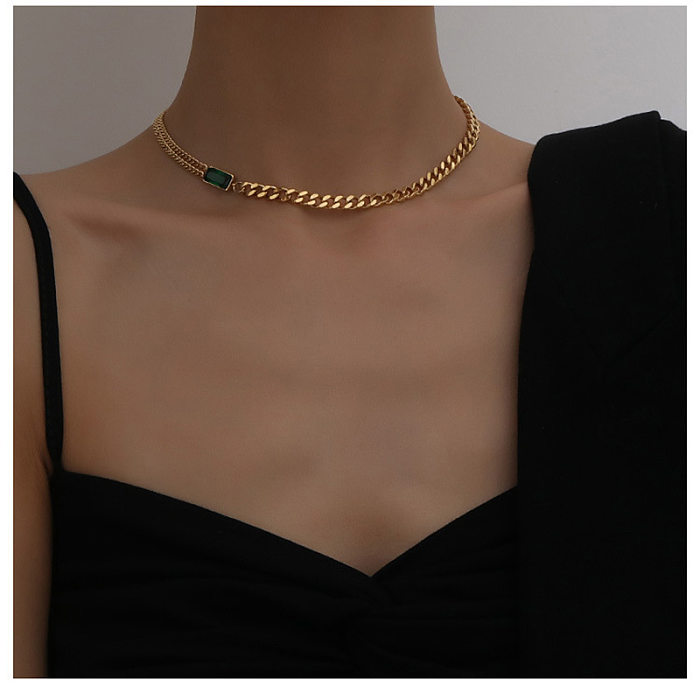 Niche Retro Personality Green Diamond Pendant Necklace