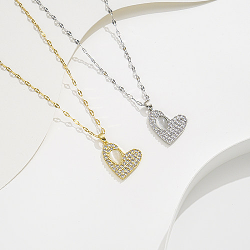 Estilo simples romântico formato de coração chapeamento de aço inoxidável incrustação opala zircão colar com pingente banhado a ouro 18K