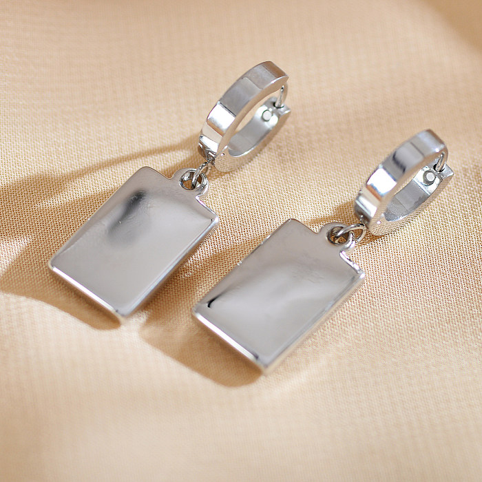 Pendientes chapados en plata con incrustaciones cuadradas de acero inoxidable, elegantes y lujosos, estilo Simple, 1 par