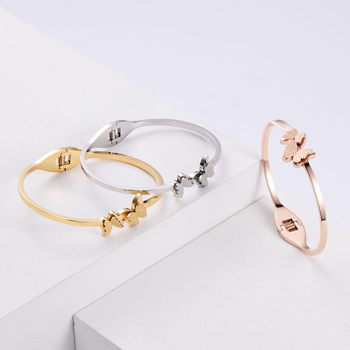 Bracelet papillon coloré tridimensionnel Simple coréen en acier inoxydable, vente en gros de bijoux