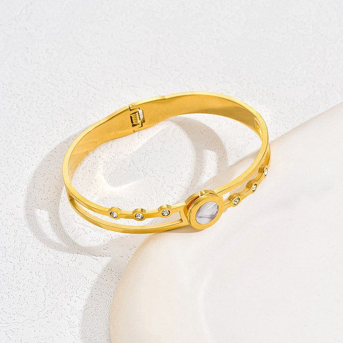 Casual Elegant Basic Heart Shape Stainless Steel Asymmetrical Hollow Out Inlay Shell 18K Gold Plated Bangle