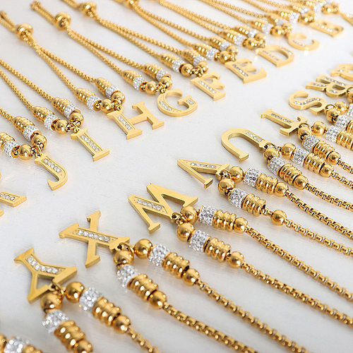 Bracelets en Zircon avec incrustation de placage en acier et titane avec lettres de Style Simple IG