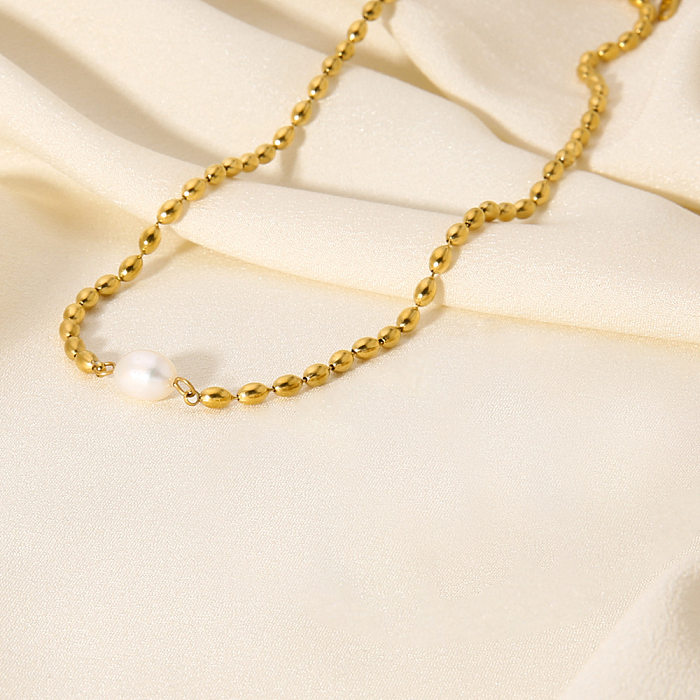 Collar chapado en oro de 18 quilates con revestimiento de acero inoxidable Lady Pearl