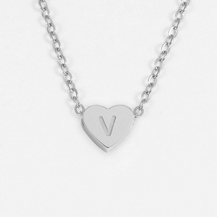 Collier pendentif en acier inoxydable plaqué en acier inoxydable en forme de coeur de lettre de style simple