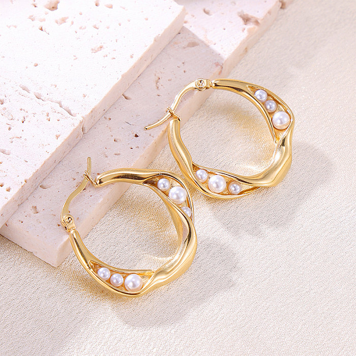 1 paire de boucles d'oreilles élégantes, classiques et romantiques, incrustations de cercles en acier inoxydable, perles plaquées or 18 carats