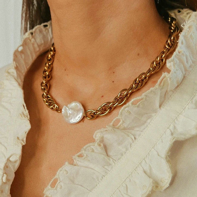 Fashion Gold-plated Stainless Steel  Thick Chain Pearl Necklace