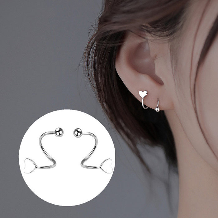 1 paire de clous d'oreilles en acier inoxydable plaqué en forme d'étoile et de cœur, Style Simple