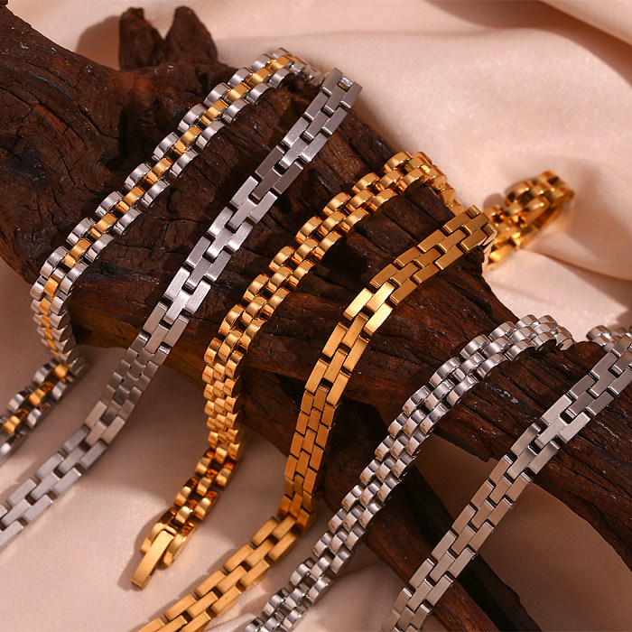 Schlichter Stil, klassischer Stil, runde Halskette mit 18-Karat-Vergoldung aus Edelstahl