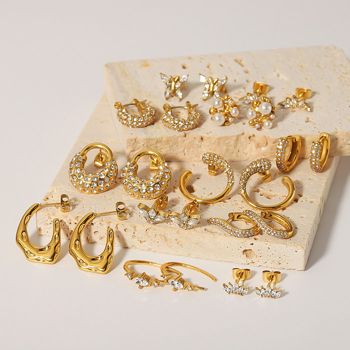 Boucles d'oreilles en forme de U, couronne en forme de U, incrustation de papillon en acier inoxydable, perles artificielles en Zircon plaqué or 1 carats, 18 paire