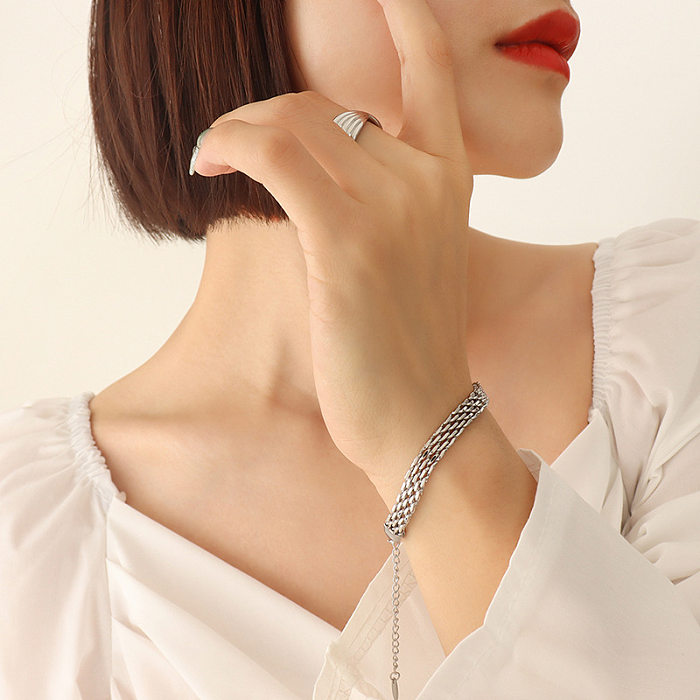Fashion Simple Female Titanium Steel 18K Gold Bracelet