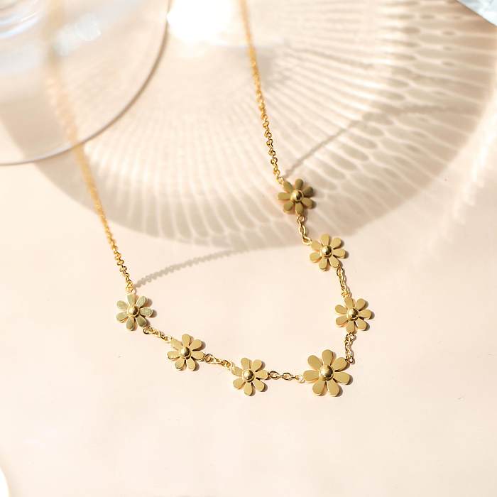 Vintage Style Sweet Daisy Stainless Steel Plating 18K Gold Plated Necklace