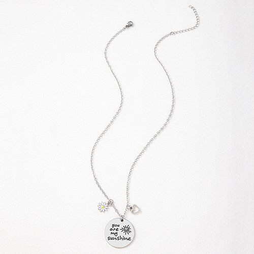 Einfache, schlichte Halskette mit Buchstaben- und Herzform-Blume-Anhänger aus Edelstahl mit Schnitzerei
