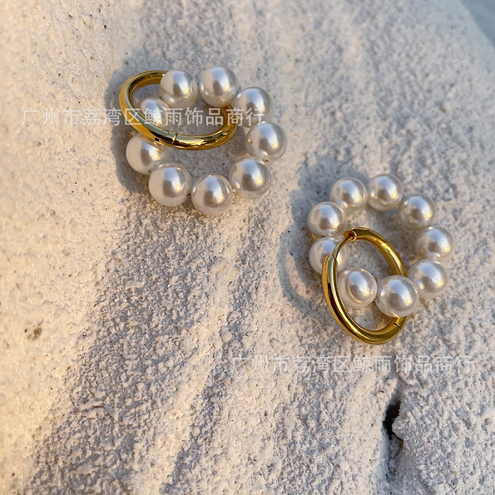 Boucles d'oreilles rétro en perles de coquillage, cercle de perles en coton, mignonnes boucles d'oreilles plaquées en acier inoxydable 18K