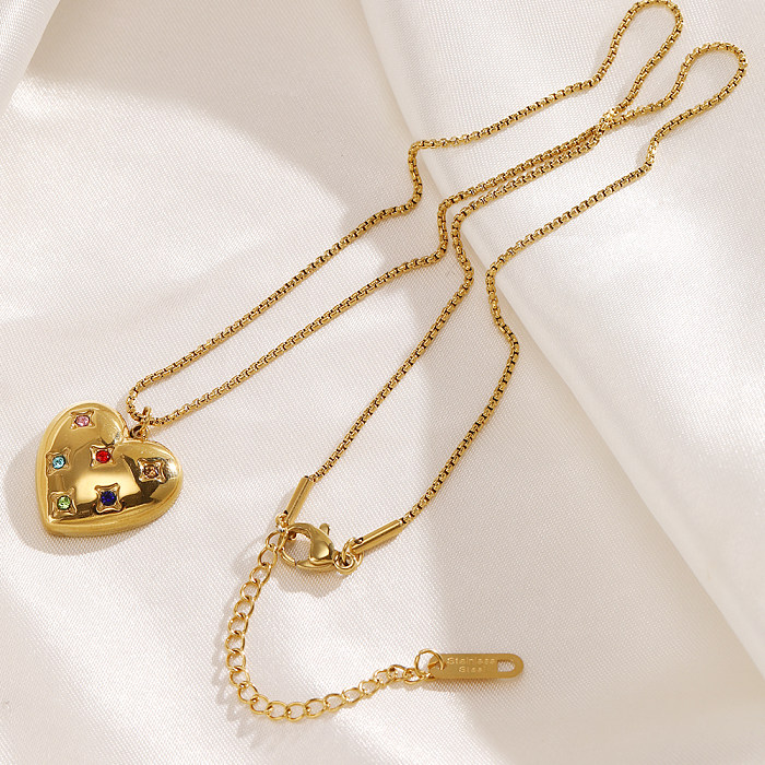 قلادة طويلة كاجوال بتصميم بسيط على شكل قلب مطلية بالفولاذ المقاوم للصدأ ومرصعة بالزركون ومطلية بالذهب عيار 18 قيراط