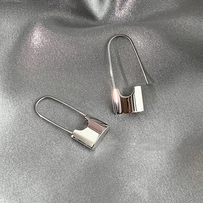 1 Paar Damen-Ohrringe in U-Form aus 18 Karat vergoldetem Edelstahl