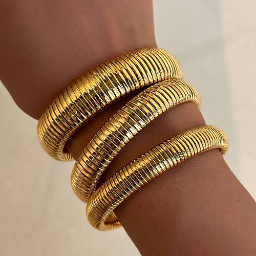 Wholesale Casual Solid Color Titanium Steel 18K Gold Plated Bangle