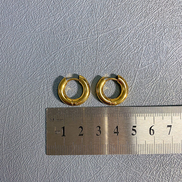 1 Pair Elegant Simple Style Round Freshwater Pearl Stainless Steel Plating 18K Gold Plated Earrings