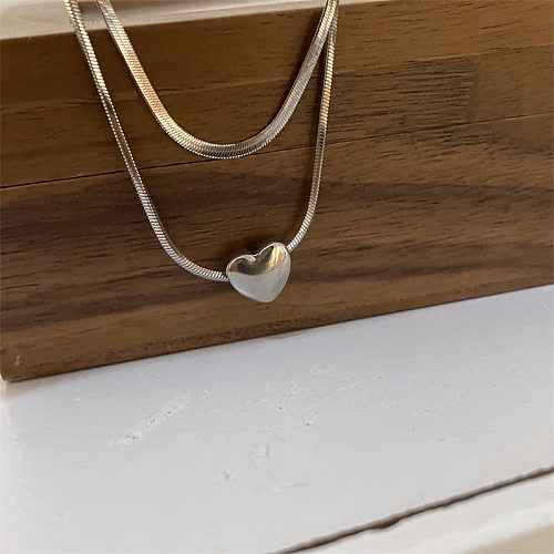 Colares em camadas de aço inoxidável em formato de coração de estilo simples