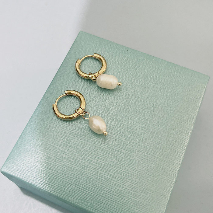 Modische runde Ohrringe aus Edelstahl mit Perlenbeschichtung, 1 Paar