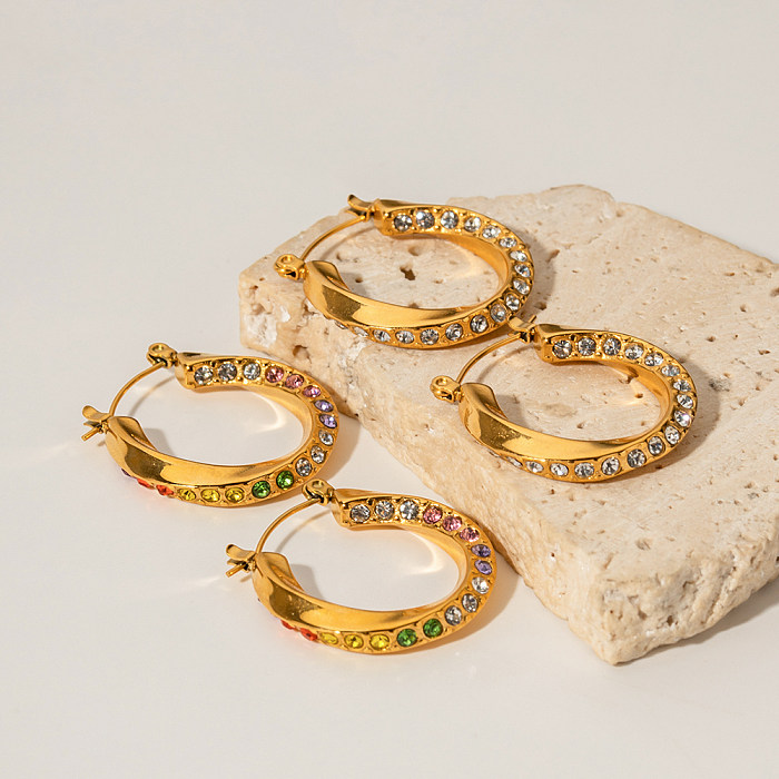 1 par de brincos de argola banhados a ouro 18K com diamante artificial de aço inoxidável redondo chapeado estilo moderno