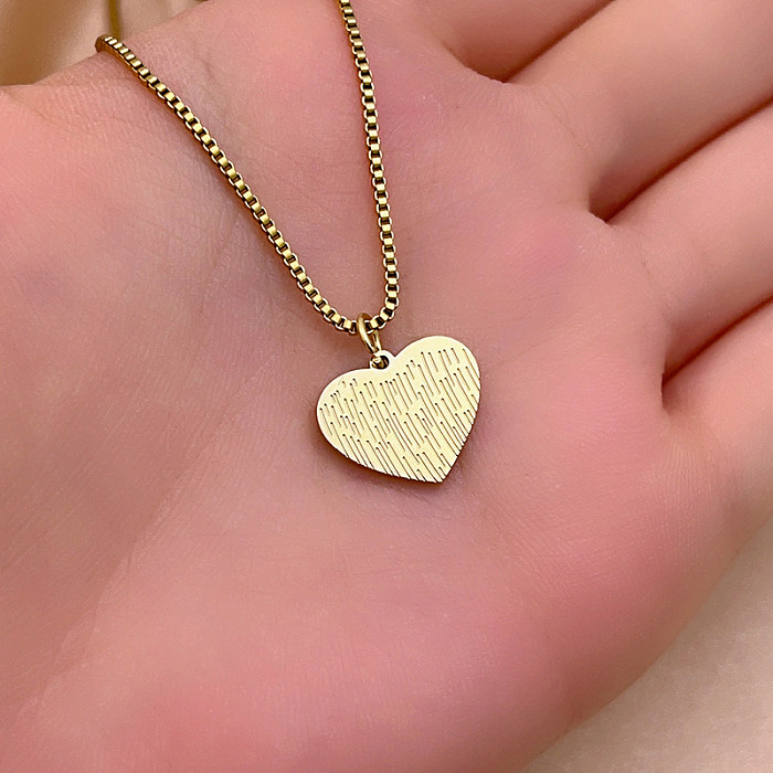 Hip-Hop Simple Style Roman Style Round Heart Shape Stainless Steel Polishing Plating Gold Plated Pendant Necklace