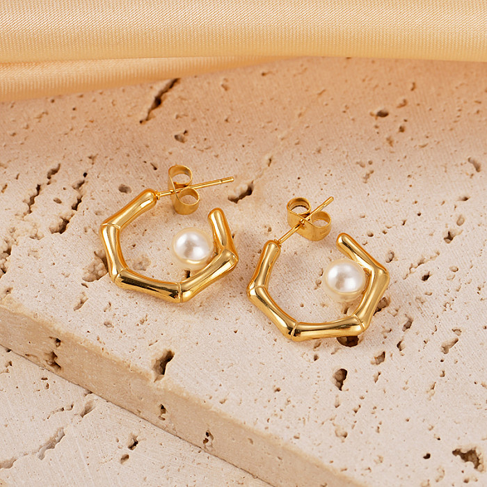 1 Paar Urlaubs-Ohrstecker im schlichten Stil mit C-förmigem Überzug, Inlay aus Edelstahl, künstlichen Perlen und vergoldeten Ohrsteckern